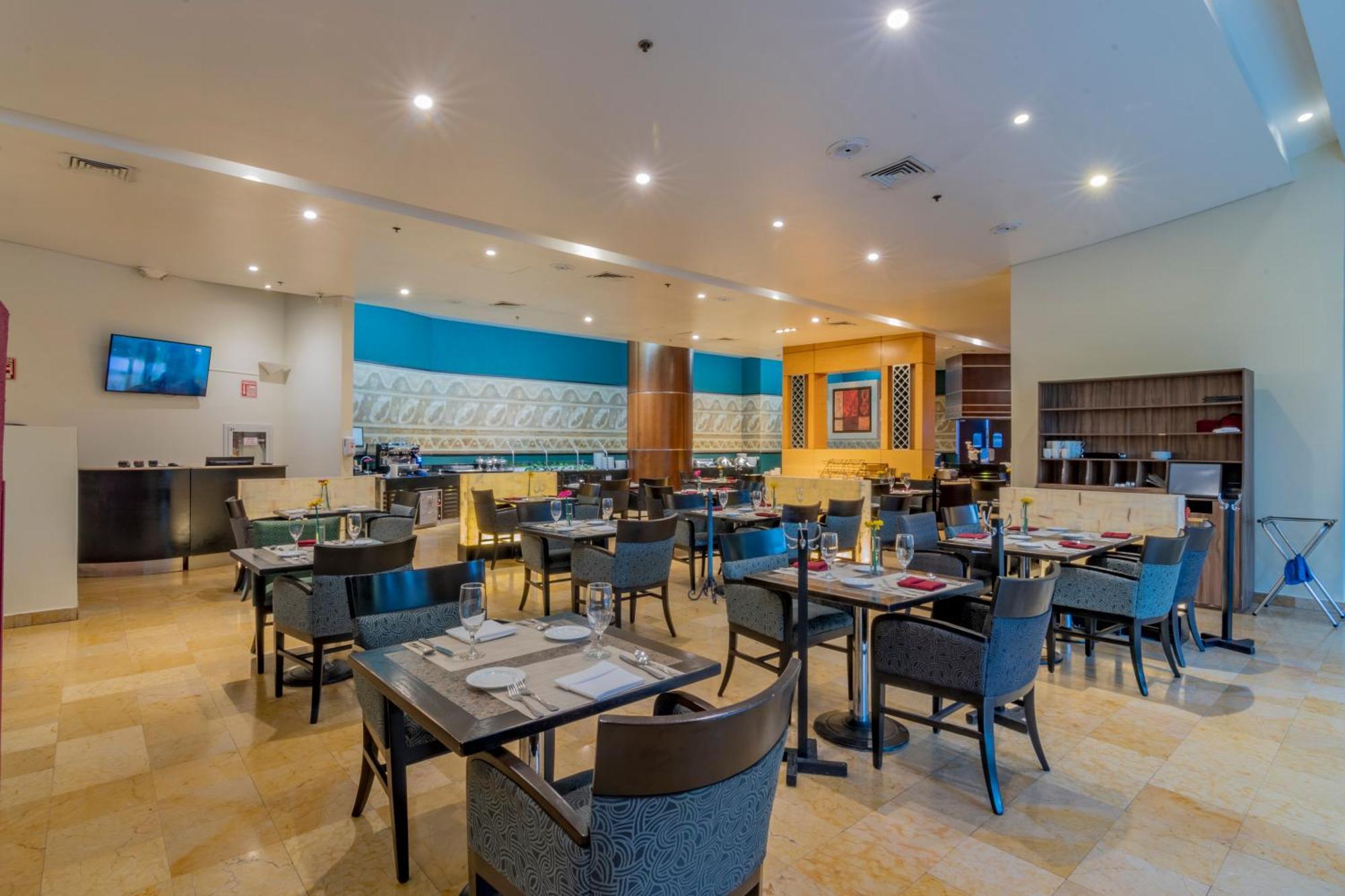埃莫西约 鲁克那酒店 外观 照片
